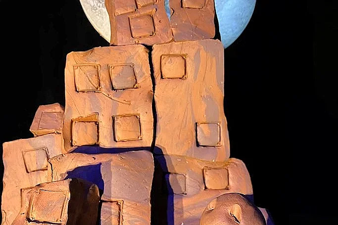 Spectacle « Histoire en terre crue pour les tout-petits, marionnettes et danse. »