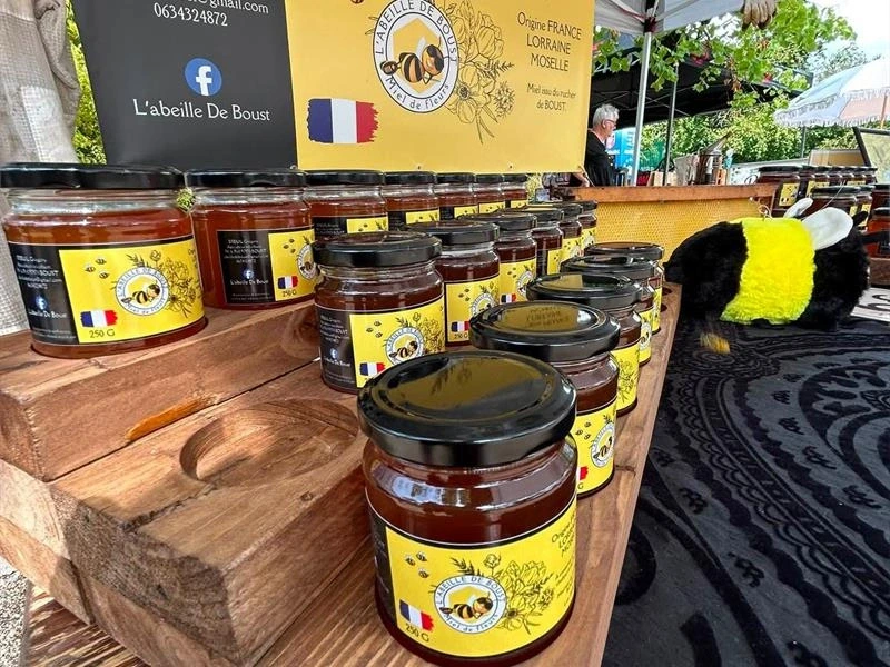 Inauguration de la miellerie "l'abeille de Boust"