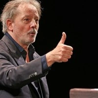 Christophe Alévêque dans Revue de presse