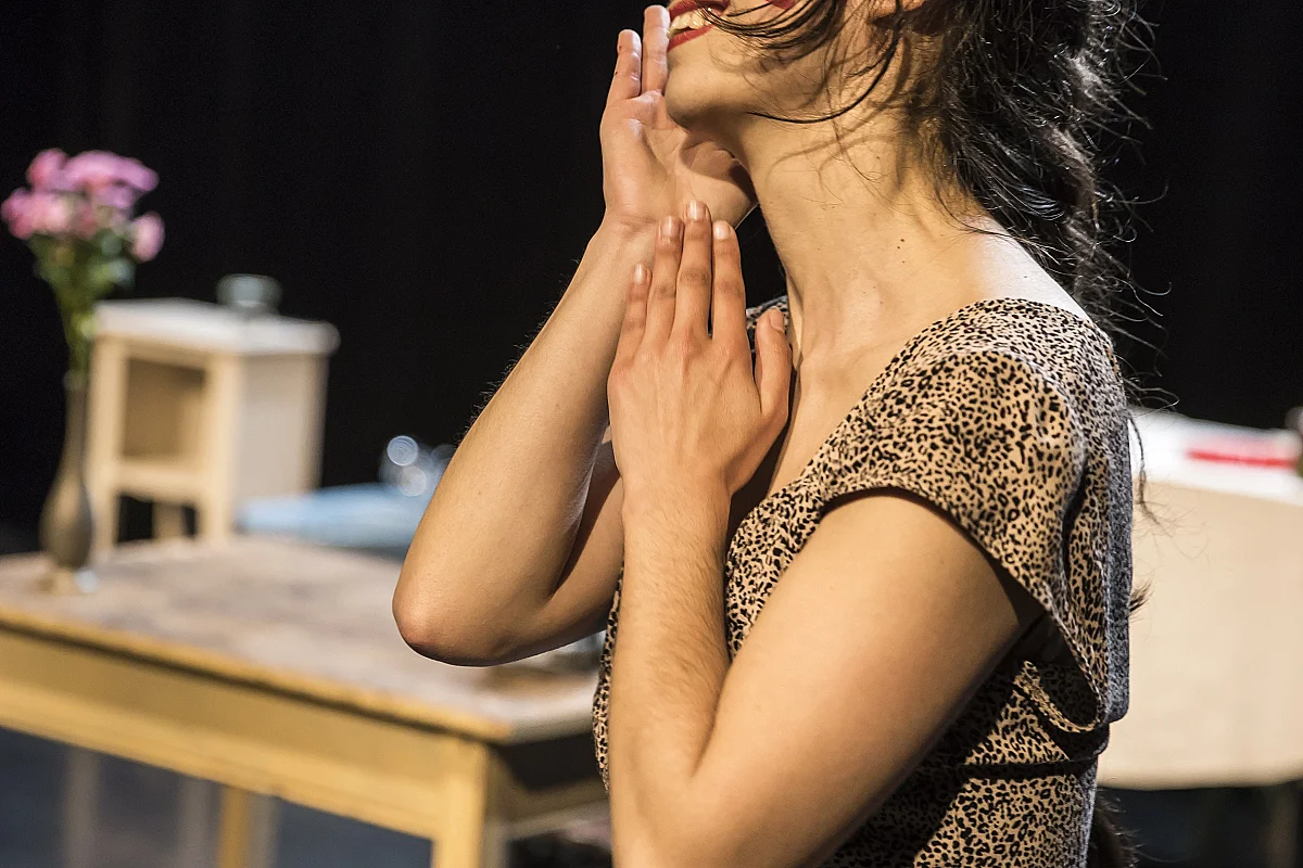 A DAY IN A LIFE – LOAN LE DINH / CIE LA SOUCIEUSE
