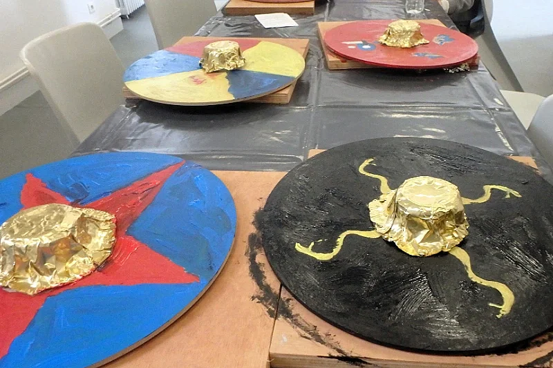 Ateliers archéologie 9-12 ans : Bouclier mérovingien