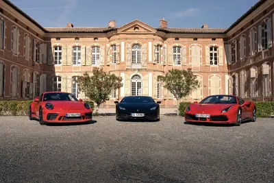 EXPOSITION DE VOITURES DE PRESTIGE AU CHÂTEAU