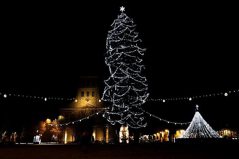 Illumination du sapin de Noël