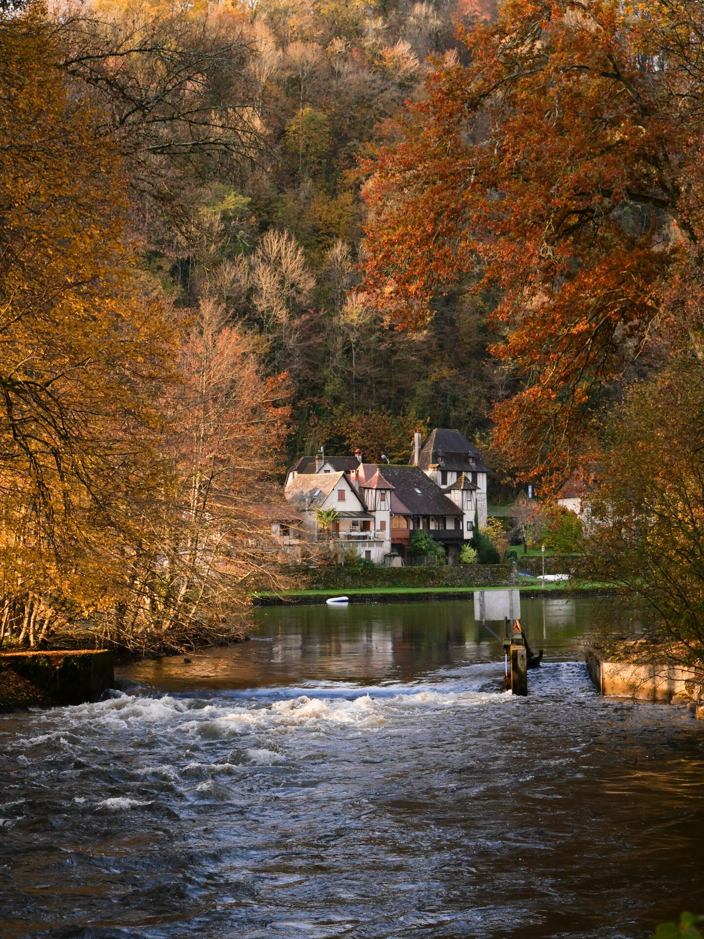 Visite patrimoniale de Beaulieu-sur-Dordogne