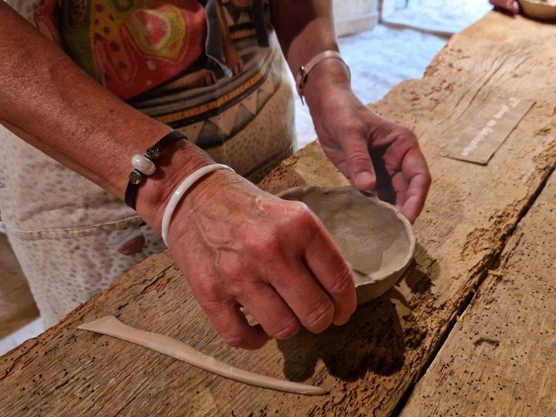 ATELIERS D'INITIATION AU MODELAGE