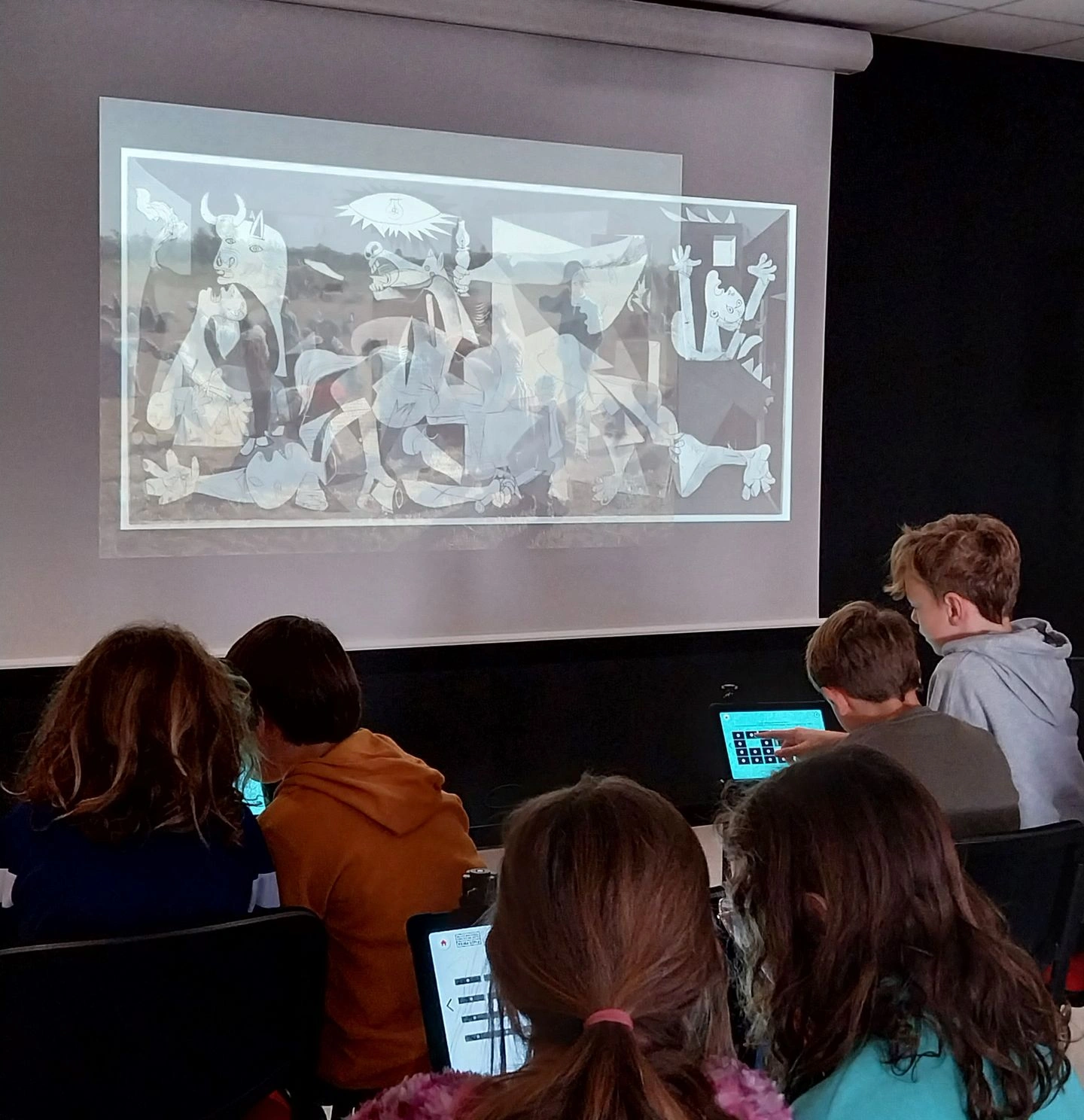 Sortie d'école "L'atlier des lutins", à la Micro-Folie