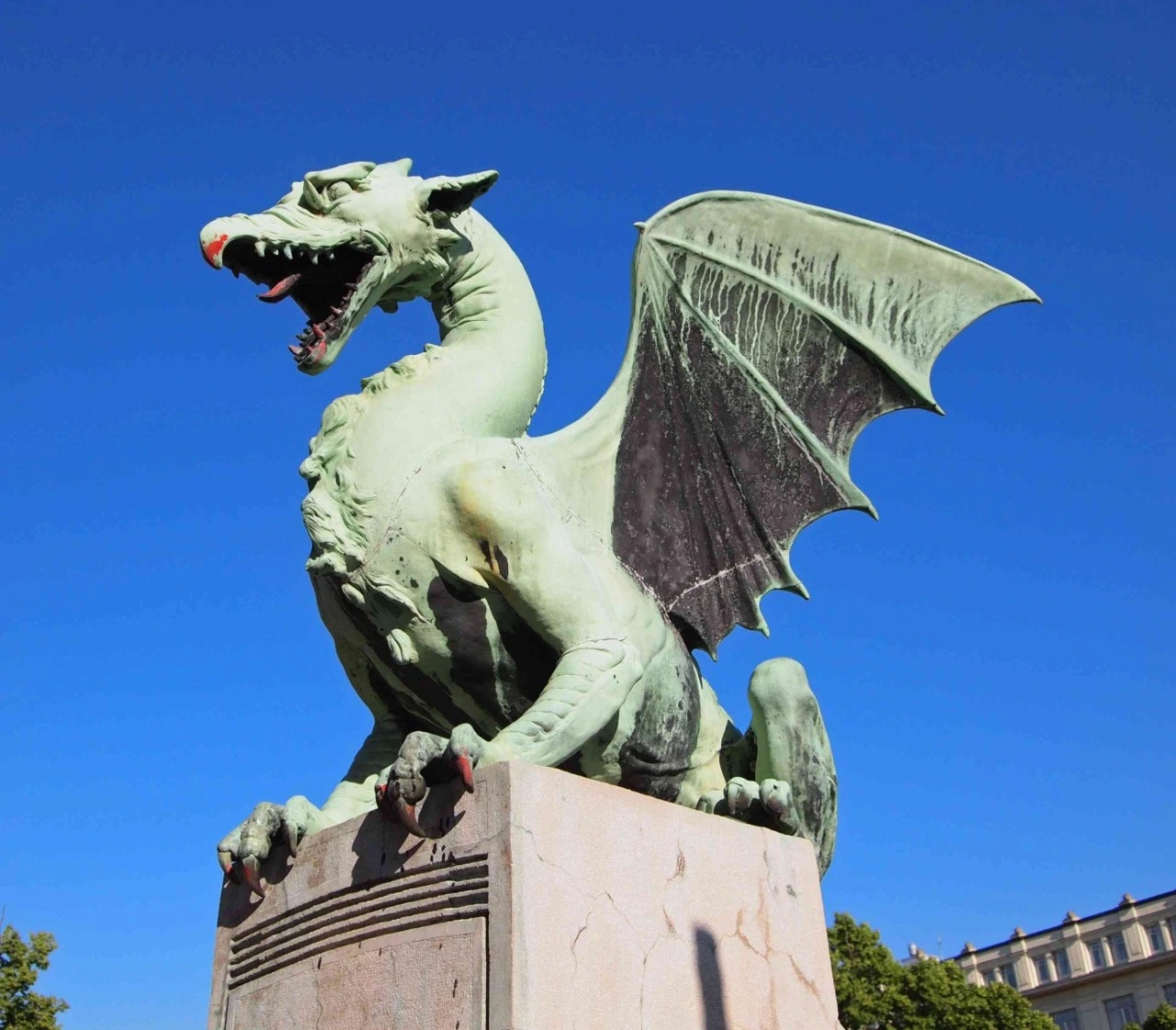 Atelier famille Dragons ! à la Commanderie dArville