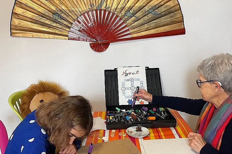 Atelier fabrication jeu en matière recyclée