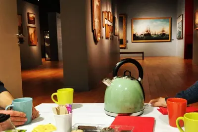 Café musée : Autour de "L'Ange de la Révolte"