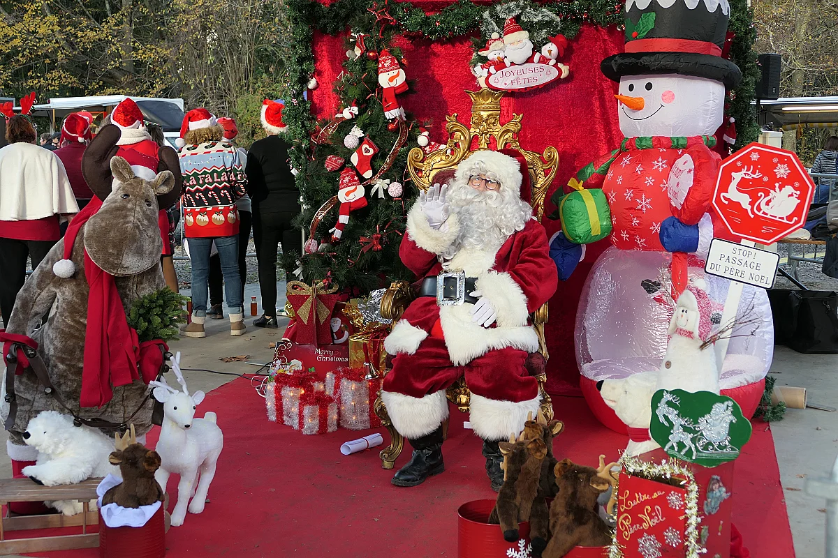 MARCHÉ DE NOËL