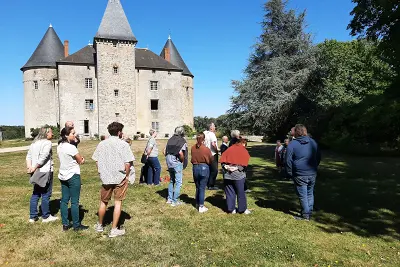 Visite du Château de Brie et de sa grange médiévale