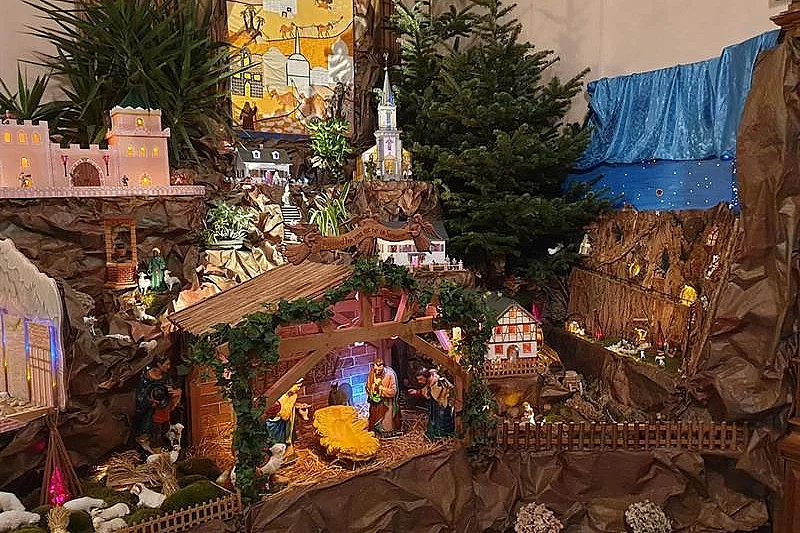 Noëlies : sentier des crèches