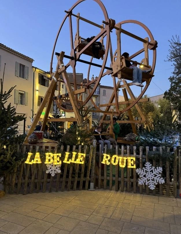Spectacle et manège : La Belle Roue