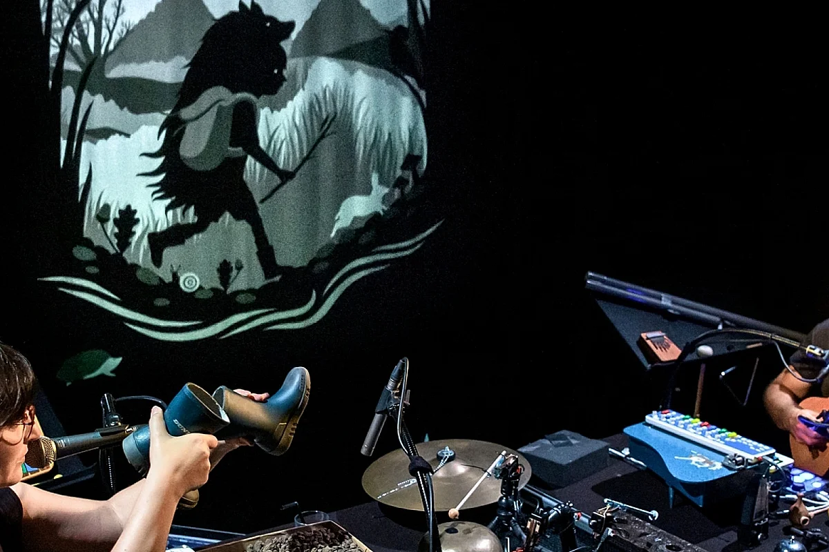 Centre Culturel : L'ours et la louve