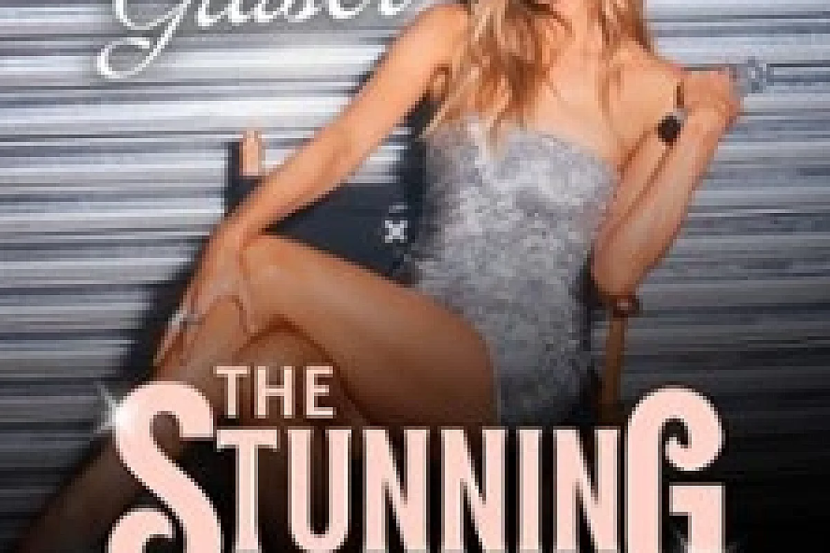 Nikki Glaser - The Stunning Tour